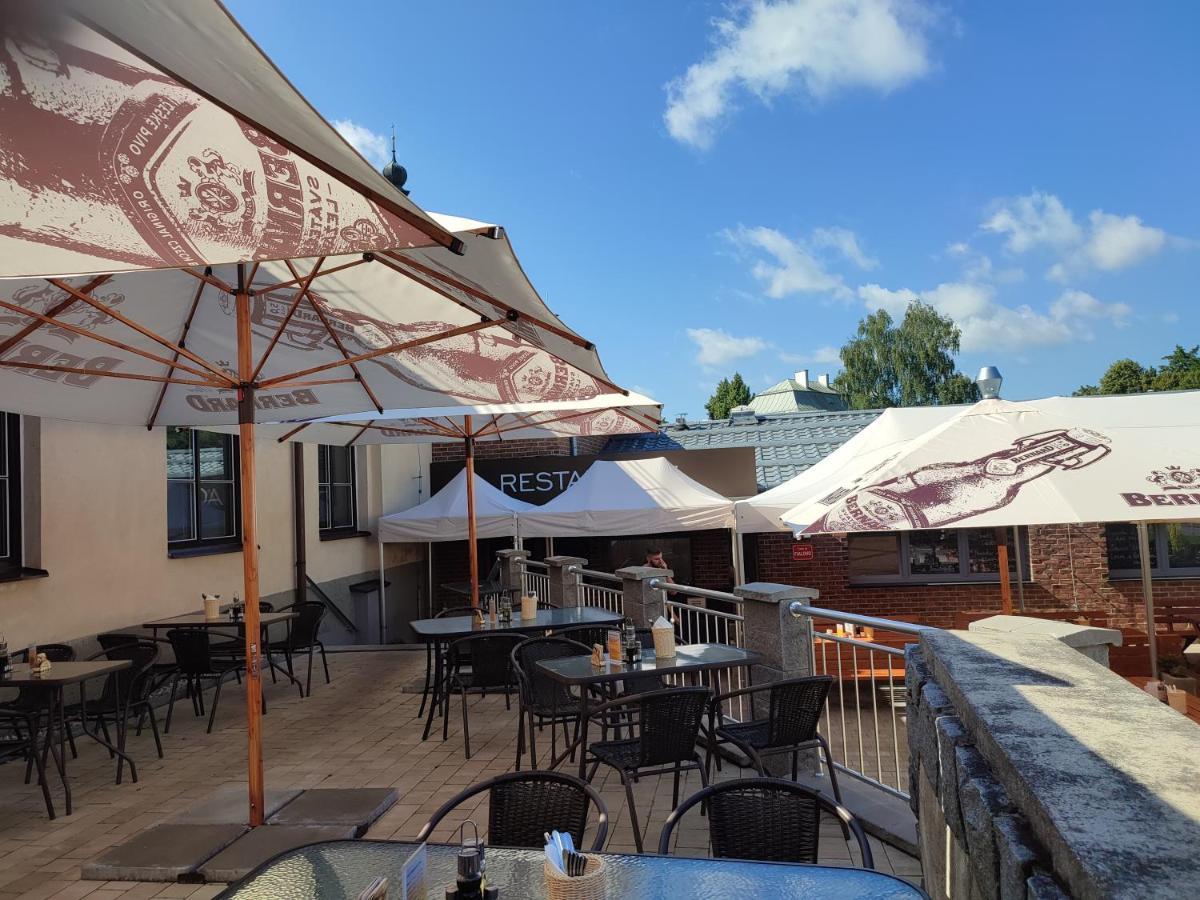 Nabrezni Terasy Hotel Zdar Nad Sazavou Exterior photo