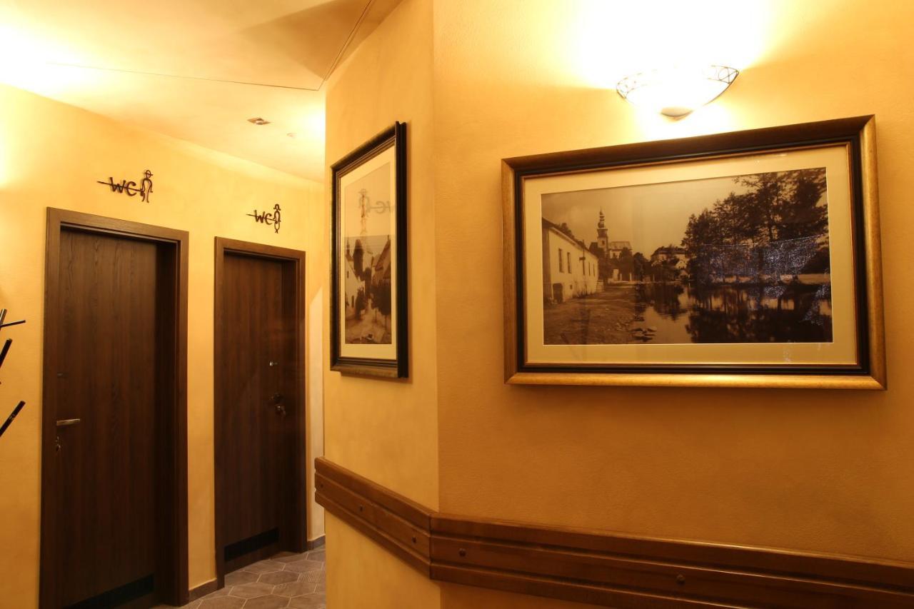 Nabrezni Terasy Hotel Zdar Nad Sazavou Exterior photo